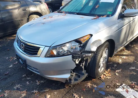 2008 Honda Accord 2.4 Lx-P z USA, uszkodzony, nr VIN 1HGCP26458A130328